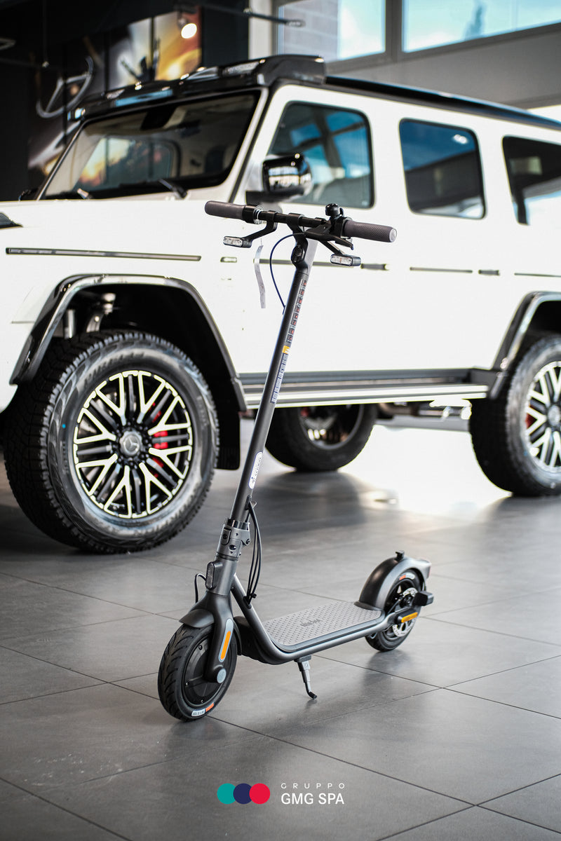 Monopattino elettrico NINEBOT KICKSCOOTER F25I powered by SEGWAY